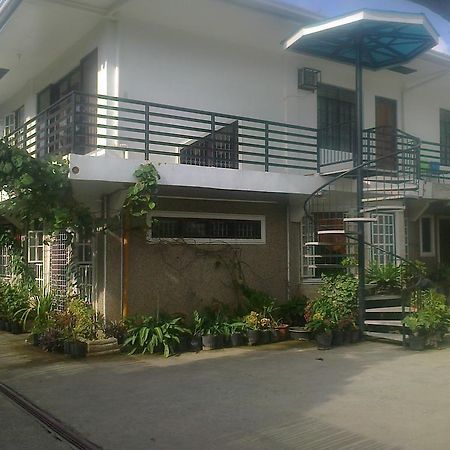 Charm Guest House Puerto Princesa Екстериор снимка