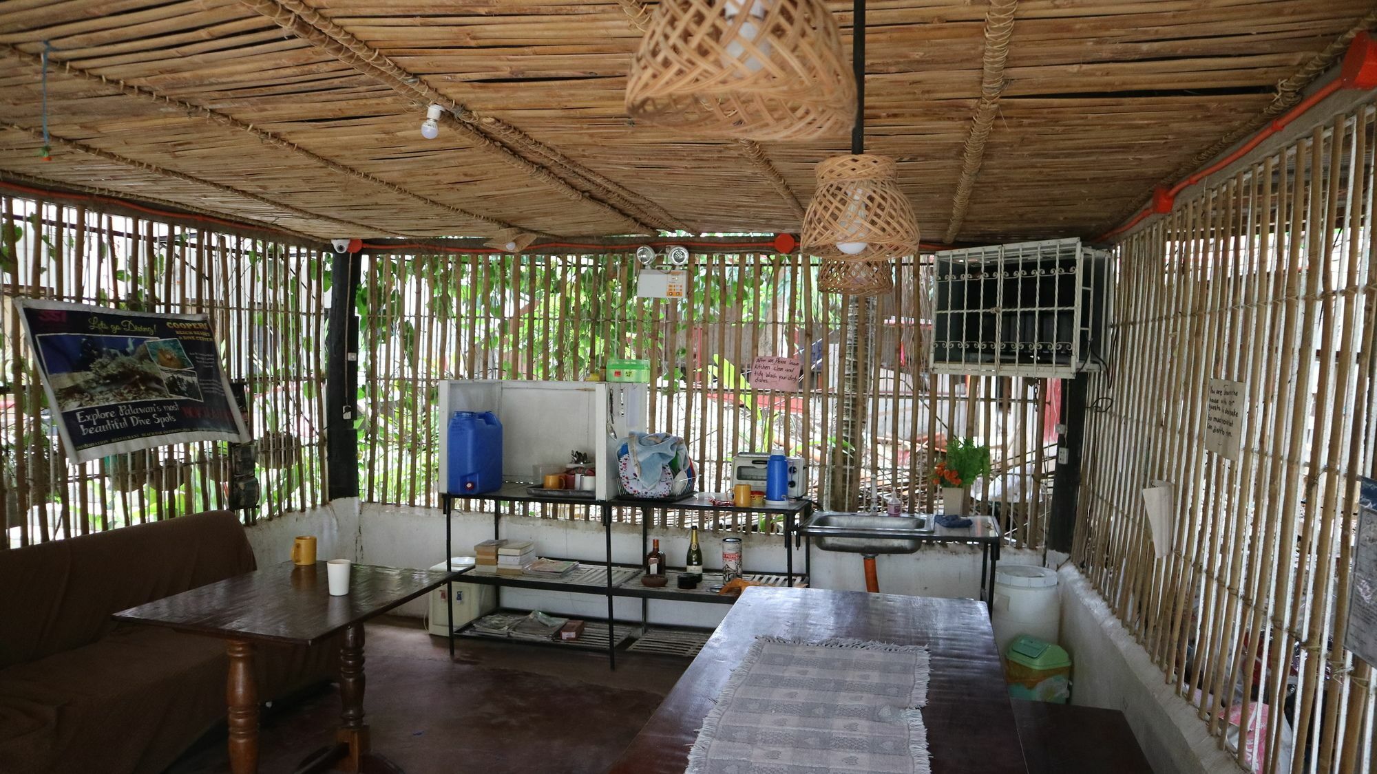 Charm Guest House Puerto Princesa Екстериор снимка